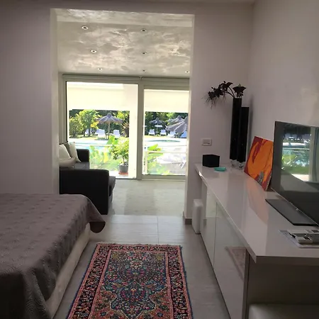 Loggia Degli Artisti - Con Piscina Vicino Al Mare - Friuli Venezia Giulia